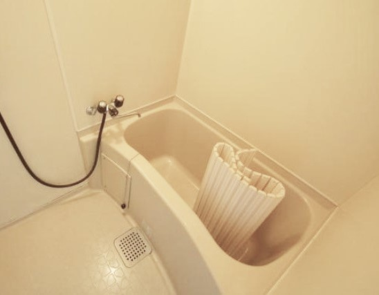 あきる野市牛沼の賃貸マンションの浴室
