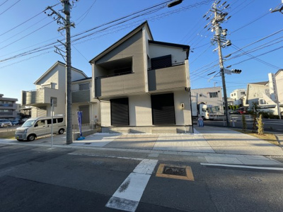 【前面道路含む現地写真】 | 守山区元郷1丁目 全3棟 2号棟＜仲介手数料無料＞大森小・大森中　新築一戸建て | 撮影
社長の村田です！
自らプレイヤーとして営業しています
長年の経験と実績から皆様により良いマイホーム購入のご提案をいたします。
住宅ローンの不安や購入後の不安等何でもご相談ください。