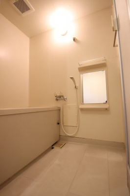 【浴室】 | シルバーヴェリー金剛