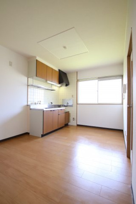 【居間・リビング】 | シルバーヴェリー金剛