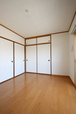 【寝室】 | シルバーヴェリー金剛