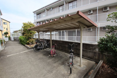 【その他共用部分】 | シルバーヴェリー金剛 | 駐輪場
