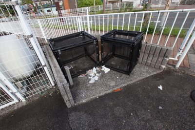 【その他共用部分】 | シルバーヴェリー金剛 | 敷地内ゴミ置き場