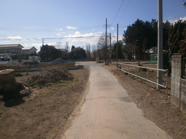 【前面道路含む現地写真】 | 熊谷市西別府 1270万 土地