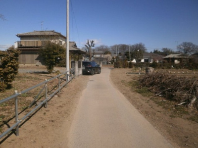 【前面道路含む現地写真】 | 熊谷市西別府 1270万 土地