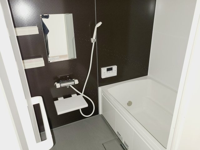 アルカーサル本所の浴室