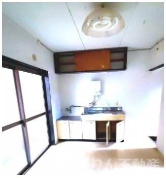 【キッチン】 | 勢見マンション | スペースが確保できる洗面所です