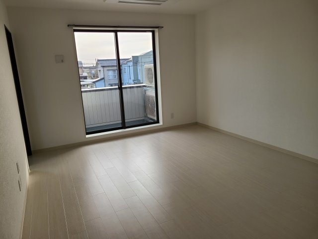 アルカーサル本所の居間・リビング|こちらのリビングで趣味の時間をお楽しみください