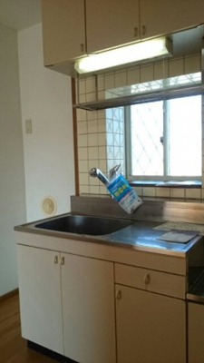 【キッチン】 | ラックＷＡＴＡＮＡＢＥⅡ | コンパクトなキッチンで掃除もラクラク