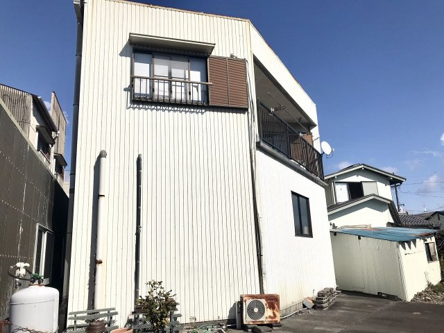 倉庫付き住宅　静岡市駿河区西脇の外観