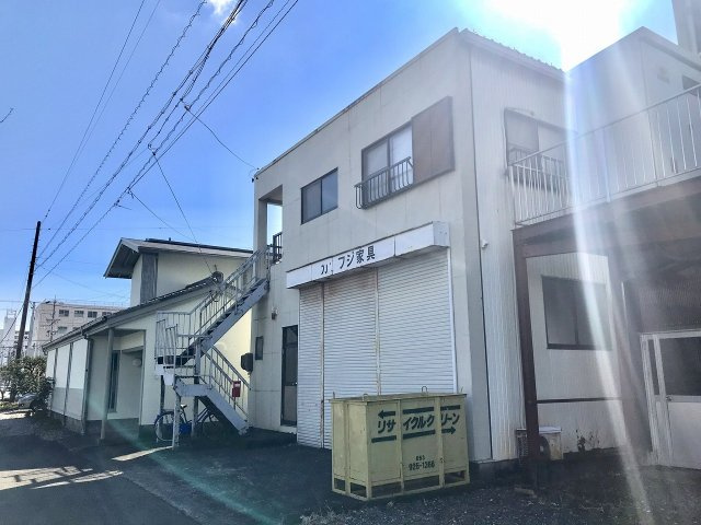 倉庫付き住宅　静岡市駿河区西脇の外観
