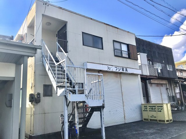 倉庫付き住宅　静岡市駿河区西脇の外観