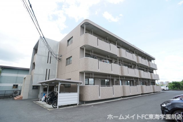 熊本市北区龍田陳内４丁目の賃貸マンションの外観