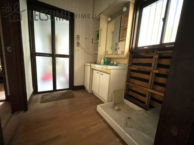 姫路市東山／中古戸建の洗面所