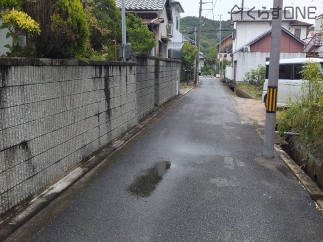 【前面道路含む現地写真】 | 姫路市東山／中古戸建