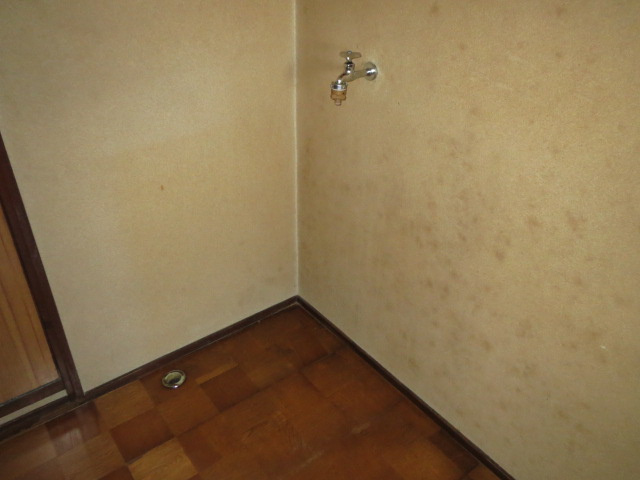 【設備】 | 名古屋貸室 | 洗濯機置き場