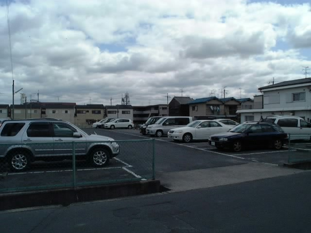 中井モータープールの駐車場