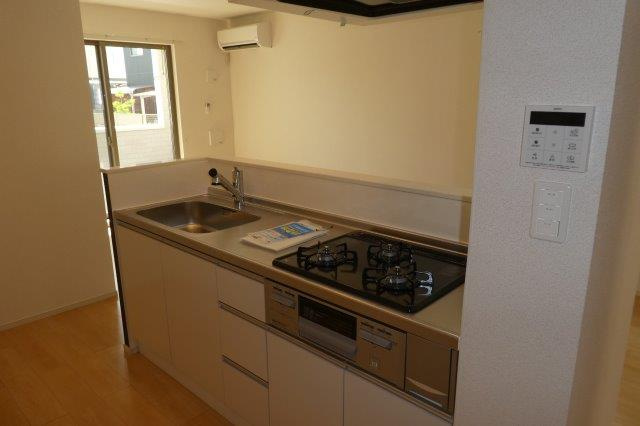 アヴニール・アンジュⅡのキッチン|アイランドキッチン