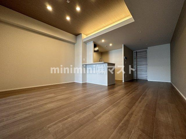 リアライズ天満橋の居間・リビング