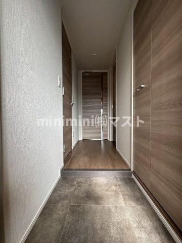 リアライズ天満橋の玄関