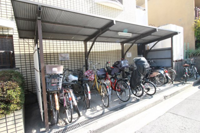 【その他共用部分】 | 川端マンション | 駐輪場