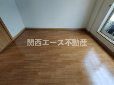  | フレーリーコート