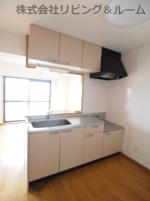 【キッチン】 | カーサ・ヴィアーレ