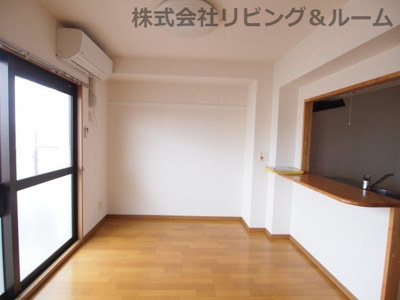 【居間・リビング】 | カーサ・ヴィアーレ