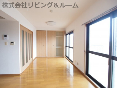 【居間・リビング】 | カーサ・ヴィアーレ