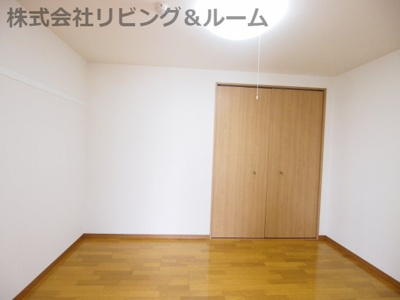 【寝室】 | カーサ・ヴィアーレ