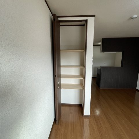 ラフィーネ東町５の内装