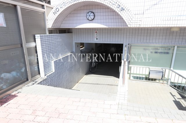 小金井本町オリエントプラザのエントランス