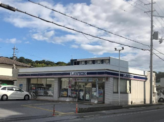 【周辺】 | メゾン　ベイリーフ | ローソン彦根後三条町店まで725ｍ