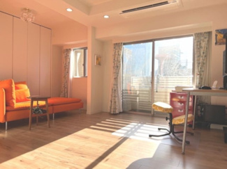 【外観】 | 南向き最上階で遮るものがなく、日当たり良好です。