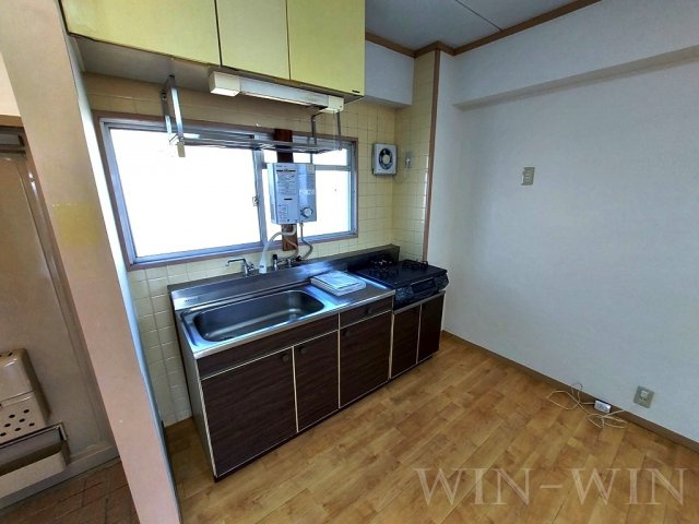 シャトー道のキッチン