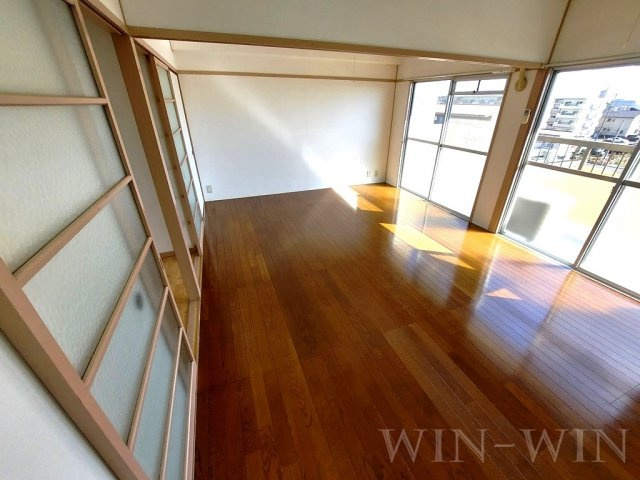 シャトー道の寝室