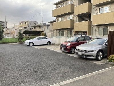 【駐車場】 | ラフィネ