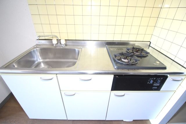 エトワール弥生町のキッチン|お料理しやすいキッチンです