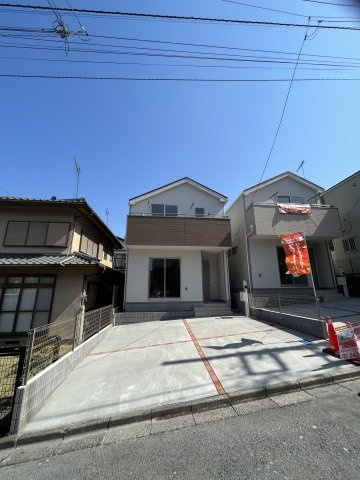 座間市明王新築全2棟の前面道路含む現地写真