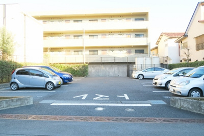 敷地内駐車場※空き要確認。