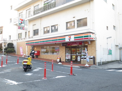 セブンイレブン横浜富岡西１丁目店まで400ｍ