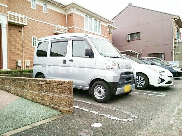 アビタシオン向山の駐車場|駐車場