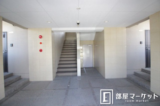 【エントランス】