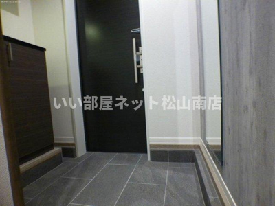 【玄関】 | シャーメゾン・アエロポール