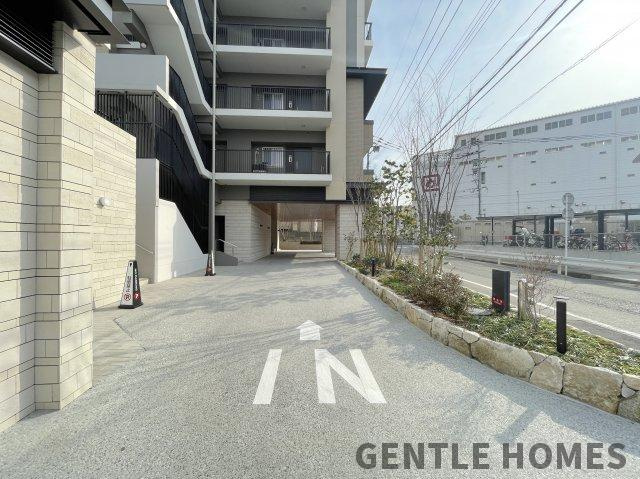 ブライトクロス博多 SOUTHの駐車場