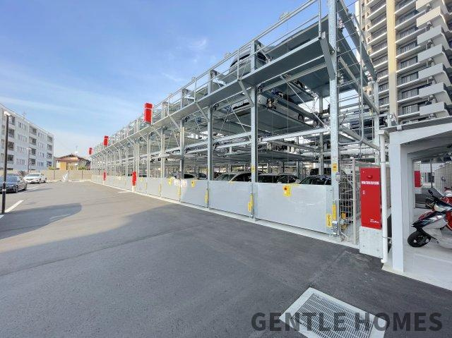 ブライトクロス博多 SOUTHの駐車場