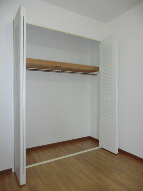 大阪市西淀川区御幣島６丁目の賃貸マンションの収納