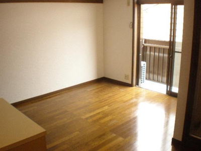 【居間・リビング】 | アベニール | 広々としたワンルーム