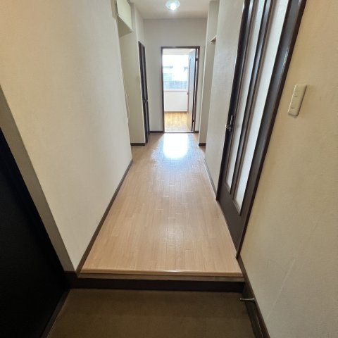 ケントハウス港北の玄関
