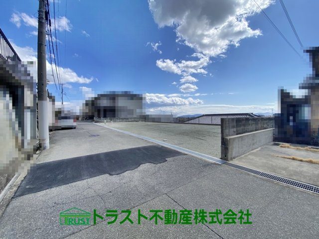 明石市魚住町錦が丘　土地の前面道路含む現地写真